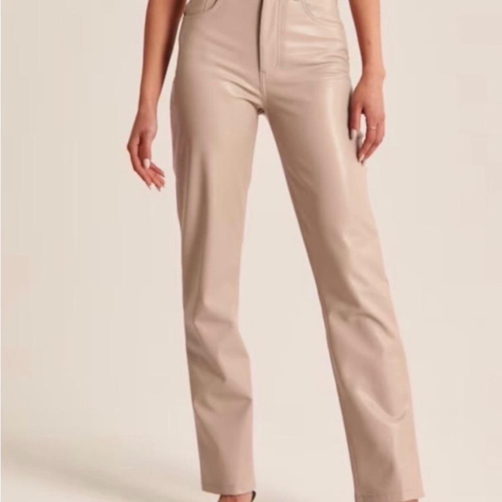 Abercrombie & Fitch 90’s Straight High Rise Leather Pants